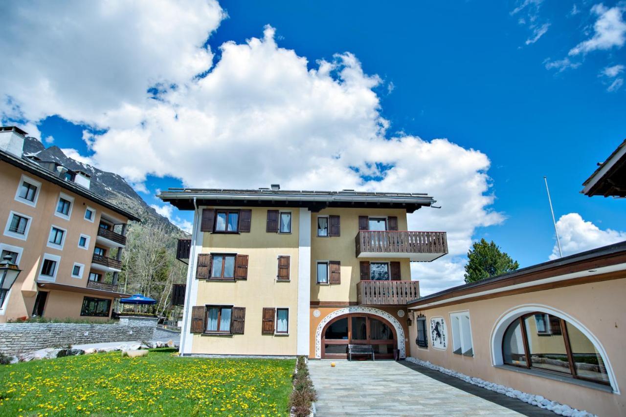 Silva Appartments And Rooms Silvaplana Bagian luar foto